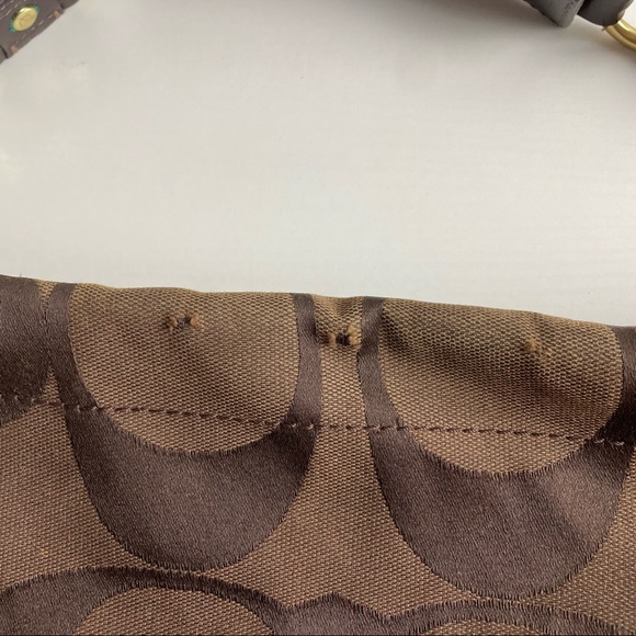 Coach Brown Canvas Big Monogram Gold Hardware Square Shoulder Bag K0773-10620 - Picture 6 of 12